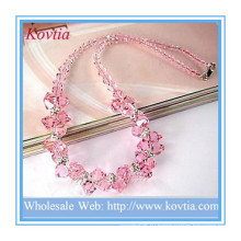 Прекрасное ожерелье из розового хрусталя с бриллиантами высокого качества